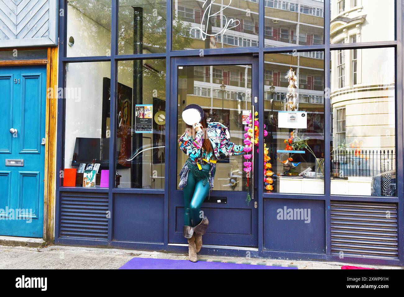 Artiste londonienne Julie Bloom Current Collection of Mixed Media Artworks, Londres, Royaume-Uni. Créditer PatPhoto/Alamy Stock Banque D'Images