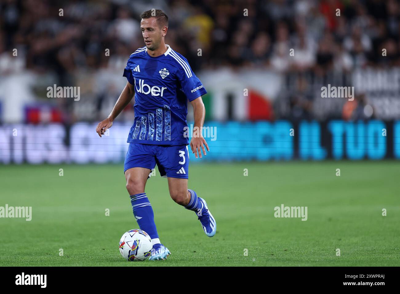 Turin, Italie. 19 août 2024. Marco Sala de Côme en action lors du match de Serie A entre Juventus FC et Côme au stade Allianz le 19 août 2024 à Turin, Italie . Crédit : Marco Canoniero/Alamy Live News Banque D'Images