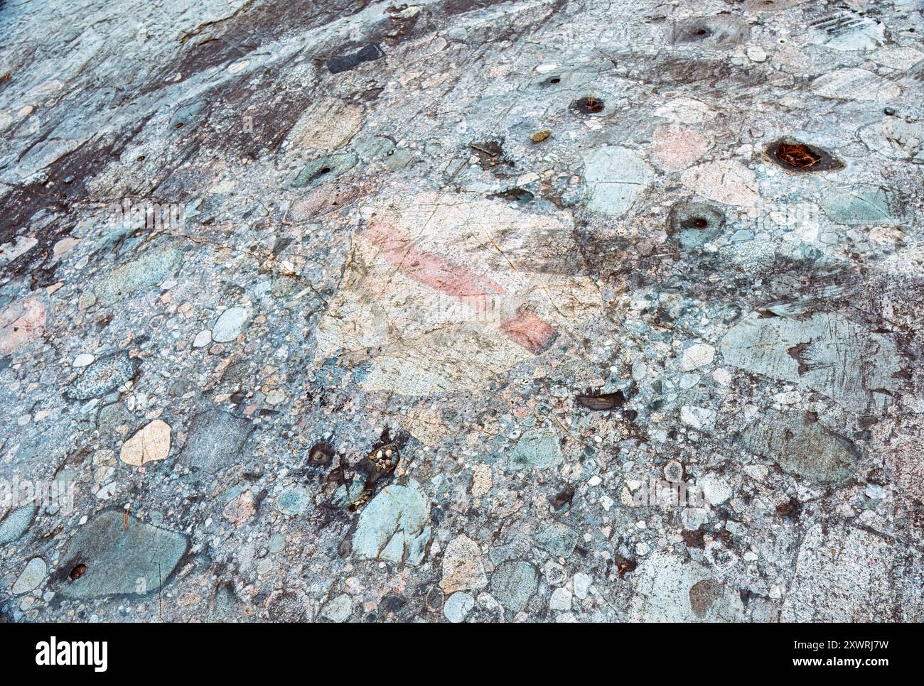 Le rocher géant conglomérat s'est formé pendant l'ère glaciaire il y a environ 25 000 à 20 000 ans. Il expose les fragments de roche dans les sédiments du Hu Banque D'Images