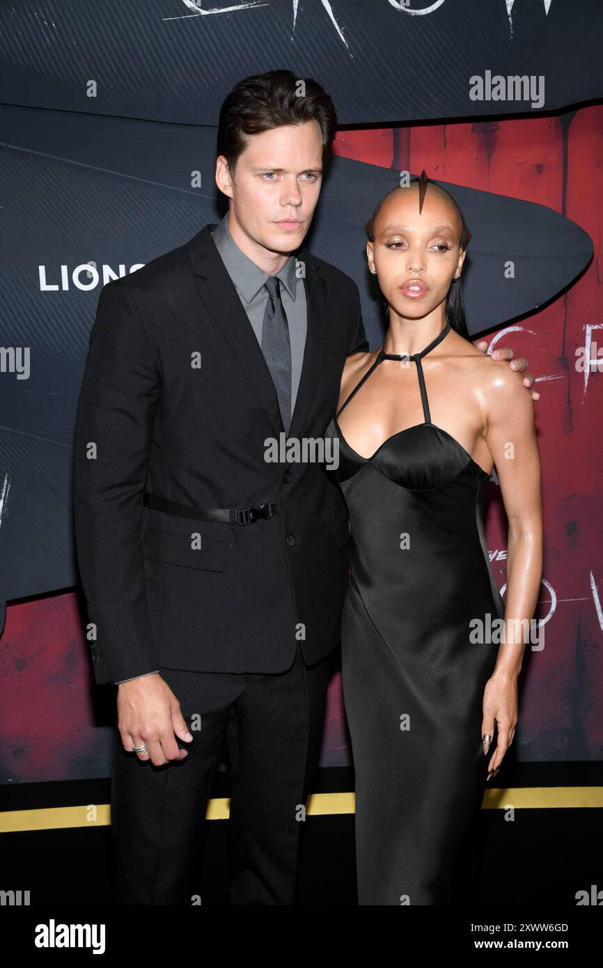 New York, États-Unis. 20 août 2024. Bill Skarsgård et FKA Twigs assistent à la première du film Crow au Village East d'Angelika à New York, NY, le 20 août 2024. (Photo par Efren Landaos/Sipa USA) crédit : Sipa USA/Alamy Live News Banque D'Images