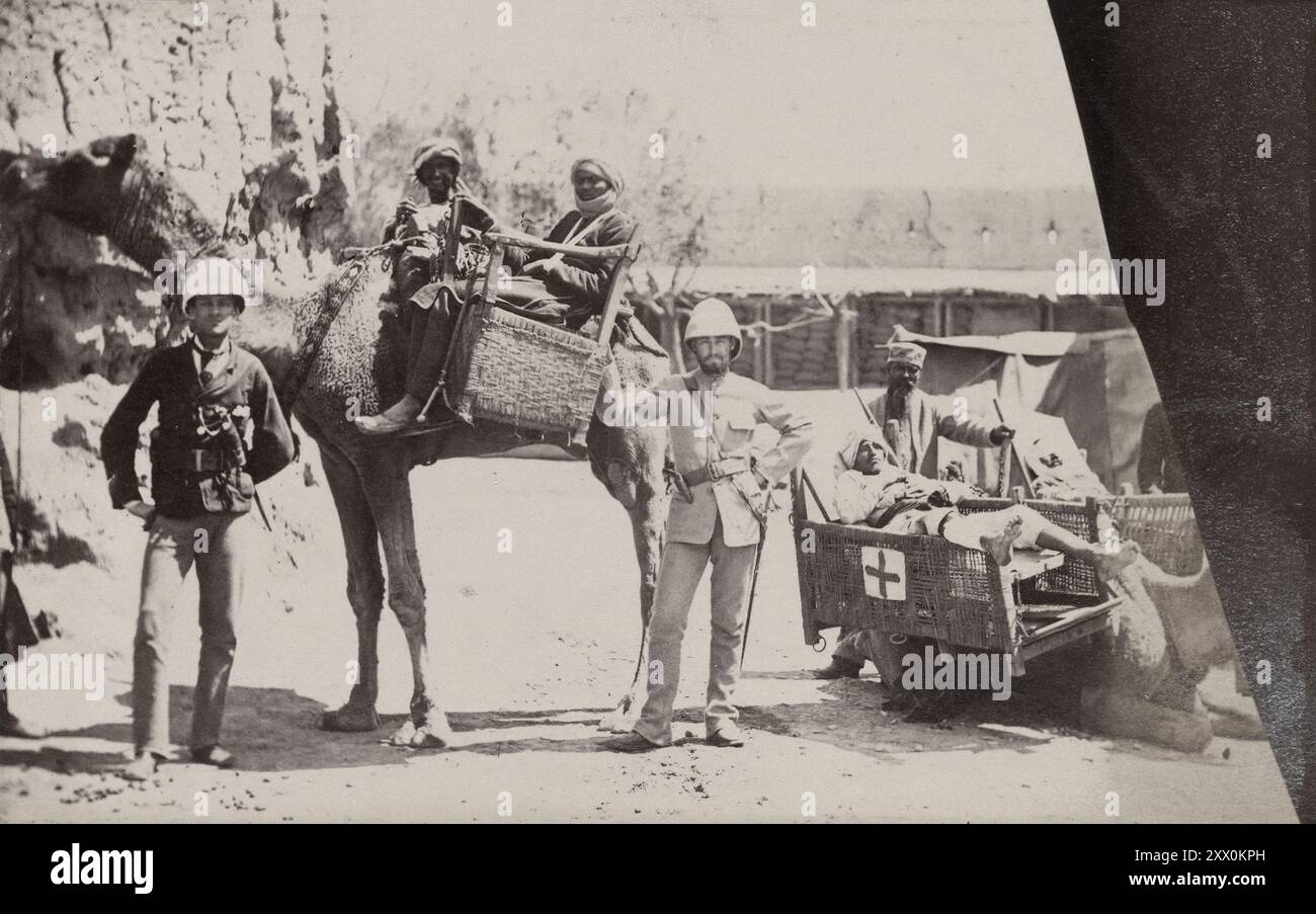 Deuxième guerre anglo-afghane. Bataille de Peiwar Kotal. Photo vintage des moyens de porter les blessés. Afghanistan. 1878-1880 Banque D'Images