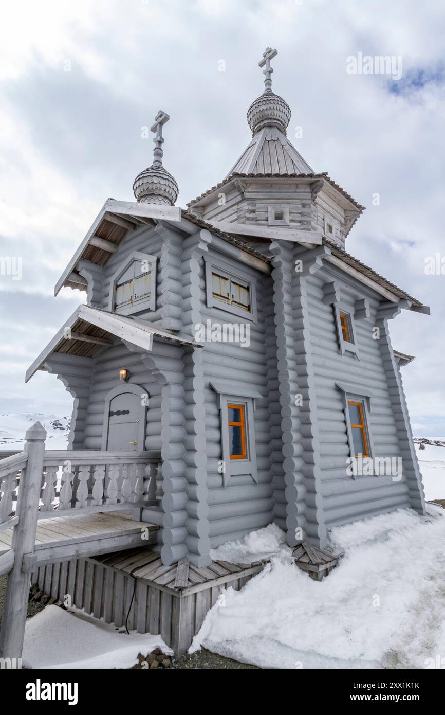 Vues de l'église de la Trinité à la station de recherche russe de Belingshausen, Antarctique, Océan Austral, régions polaires Banque D'Images