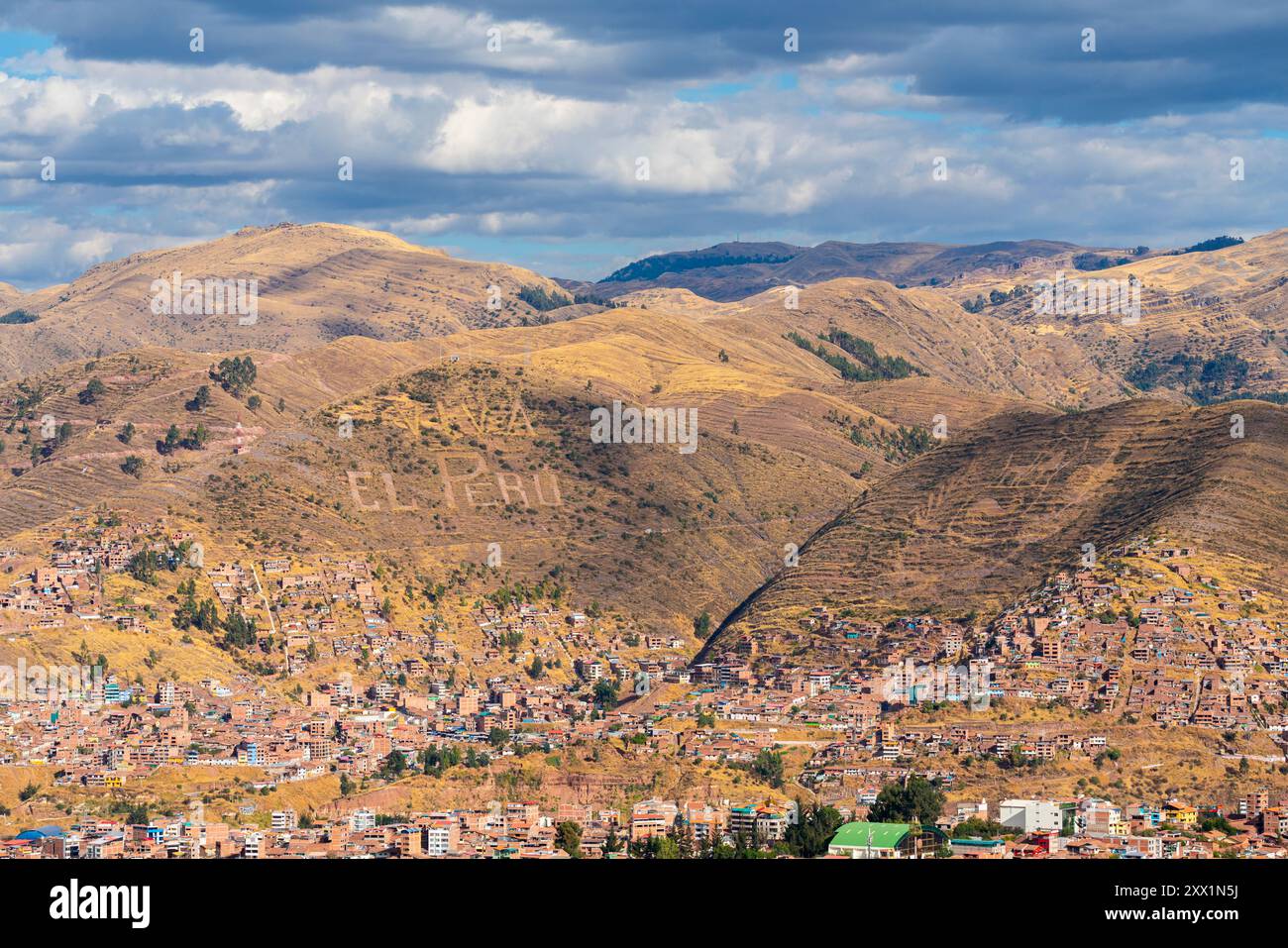 Vue surélevée de la ville de Cusco (Cuzco), Province de Cusco, région de Cusco, Pérou, Amérique du Sud Banque D'Images