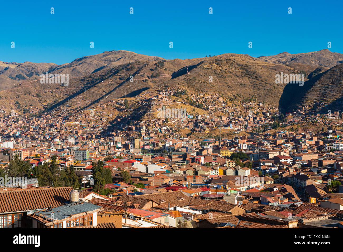 Vue surélevée de la ville de Cusco (Cuzco), Province de Cusco, région de Cusco, Pérou, Amérique du Sud Banque D'Images