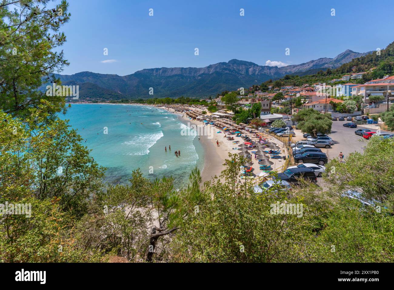 Vue de Golden Beach à Chrysi Ammoudia, Thassos, mer Égée, Îles grecques, Grèce, Europe Banque D'Images