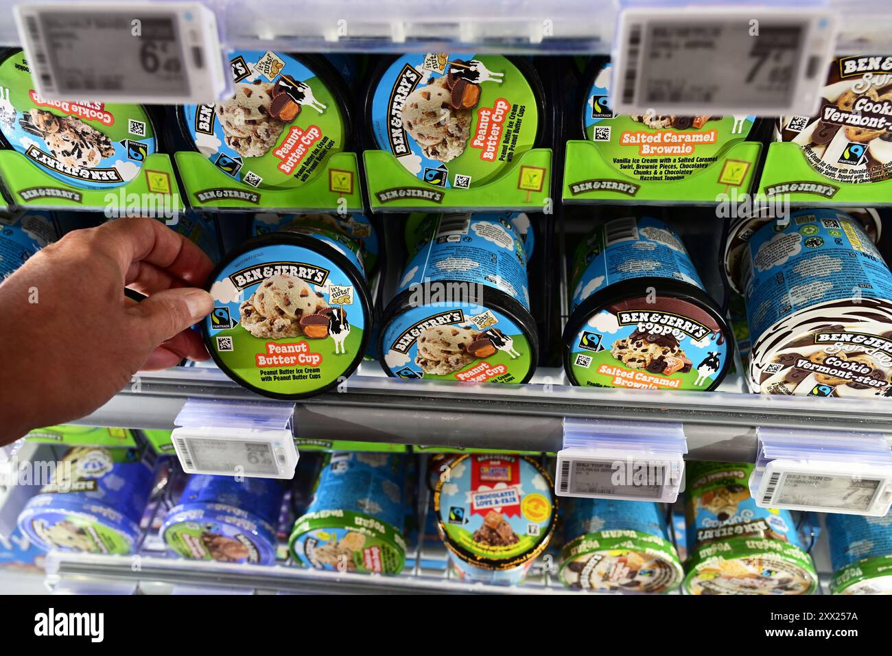 Ben & Jerry est dans une épicerie Banque D'Images