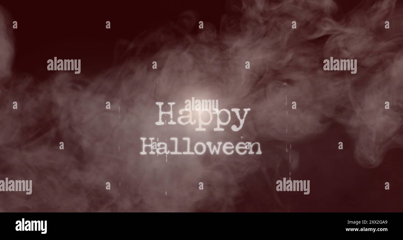 Image de la bannière de texte Happy halloween au-dessus de la fumée sur fond gris Banque D'Images