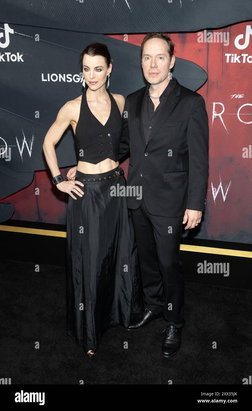 Johanna Watts et Jon Spaihts assistent à la première mondiale de The Crow de Lionsgate au Village East d'Angelika à New York le 20 août 2024 Banque D'Images