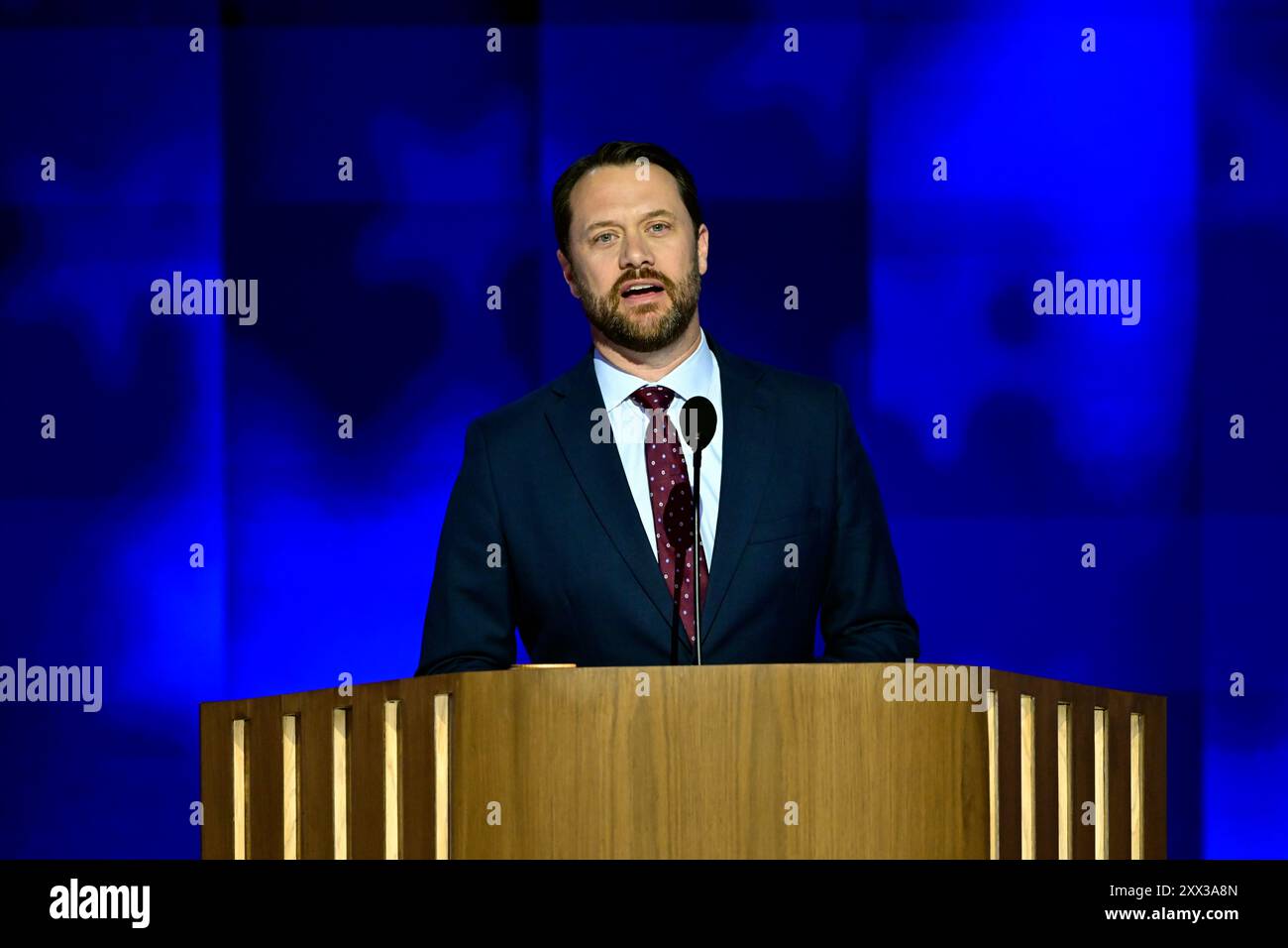 New York. 20 août 2024. Jason carter, petit-fils de l’ancien président américain Jimmy carter, s’exprime lors de la Convention nationale démocrate 2024 à Chicago, Illinois, États-Unis, au United Center le mardi 20 août 2024. Le thème de la convention pour cette soirée est âA Bold Vision for Americaâs future.â crédit : Ron Sachs/CNP pour NY Post (RESTRICTION : PAS DE Daily mail. AUCUN journal de New York ou du New Jersey ni aucun journal dans un rayon de 75 milles autour de New York.) Crédit : dpa/Alamy Live News Banque D'Images