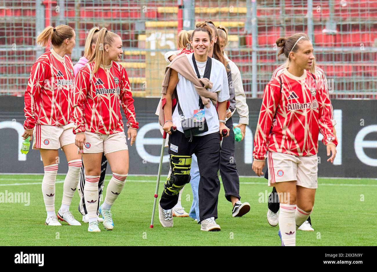 Lena Oberdorf, FCB femmes 8 dans le match de football féminin FC BAYERN München - JUVENTUS TURIN 0-0 le 20 août 2024 à Munich, Allemagne. Saison 2024/2025, 1.Bundesliga, FCB, Muenchen, Google Pixel, Frauen Bundesliga Journée x, x. Photographe Spieltag : Peter Schatz Banque D'Images