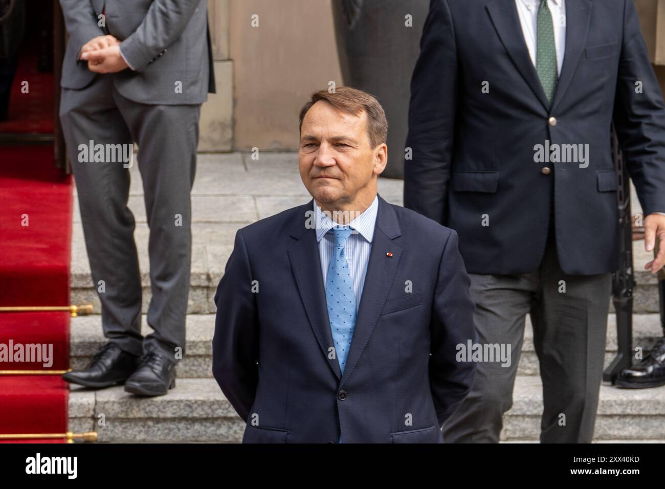 Varsovie, Pologne - 22 août 2024, le ministre polonais des Affaires étrangères Radoslaw Sikorski assiste aux pourparlers bilatéraux entre le premier ministre indien Narendra Modi et le premier ministre polonais Donald Tusk à la chancellerie polonaise de la rue Ujazdowska à Varsovie. Le 21 août 2024, à Varsovie, le premier ministre polonais Donald Tusk a officiellement accueilli le premier ministre indien Narendra Modi à la Chancellerie du premier ministre (KPRM). Crédit : SOPA images Limited/Alamy Live News Banque D'Images