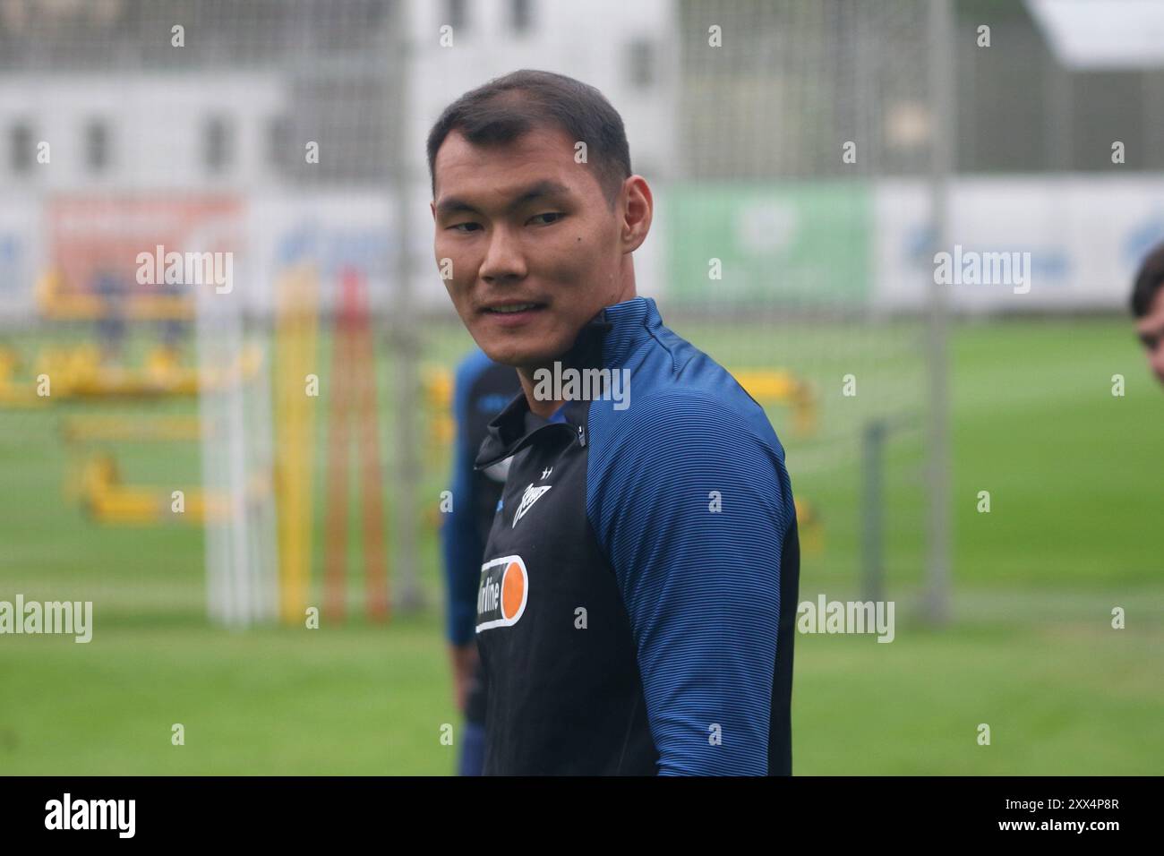 Saint-Pétersbourg, Russie. 22 août 2024. Nuraly Alip, du club de football Zenit vu lors d'un entraînement ouvert à la base d'entraînement du Zenit FC avant le match de football Zenit Saint-Pétersbourg - Spartak Moscou, première Ligue russe, qui se tiendra à Saint-Pétersbourg, Gazprom Arena. Crédit : SOPA images Limited/Alamy Live News Banque D'Images