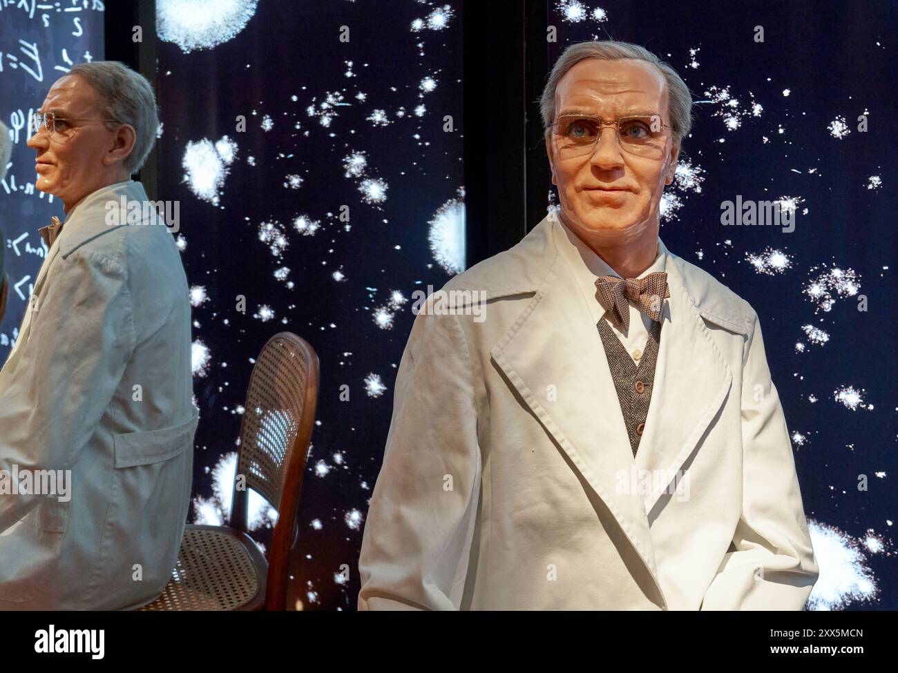 Alexander Fleming figure au Musée de cire de Barcelone, Espagne Banque D'Images