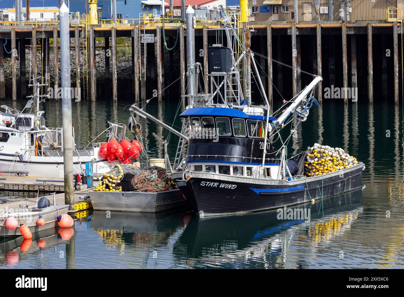 Bateau de pêche commerciale « Star Wind » - Homer Port & Harbor - Homer, Alaska Banque D'Images
