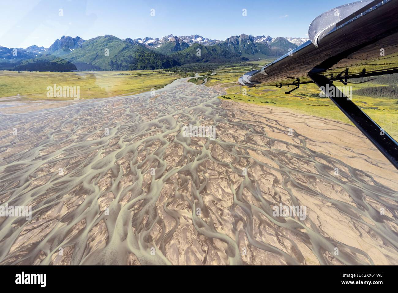 Vue aérienne des plaines de marées dans la baie de Chinitna, près du parc national et réserve de Lake Clark, Alaska Banque D'Images