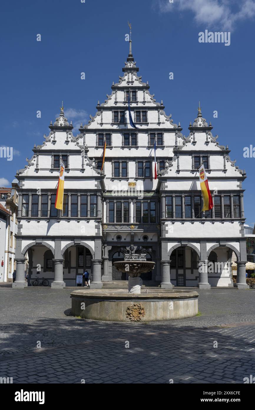 Mairie de Rathausplatz, Weser Renaissance, Paderborn, Westphalie, Rhénanie du Nord-Westphalie, Allemagne, Europe Banque D'Images