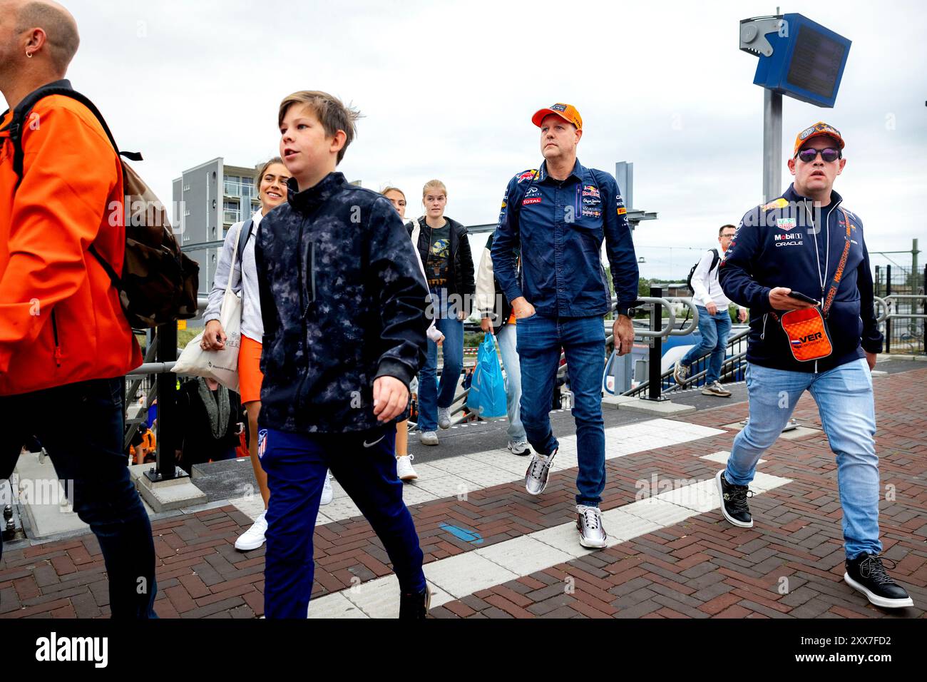 ZANDVOORT - les premiers fans de course arrivent à Zandvoort avant le Grand Prix de F1 des pays-Bas. ANP RAMON VAN FLYMEN pays-bas OUT - belgique OUT Banque D'Images