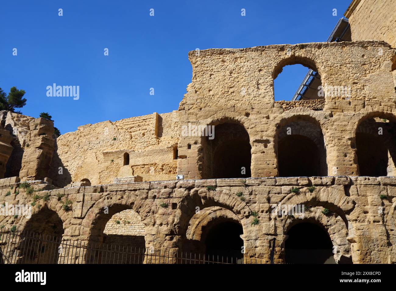 Ville d'Orange en Provence, France.Site de l'UNESCO - ancien amphithéâtre romain. Banque D'Images