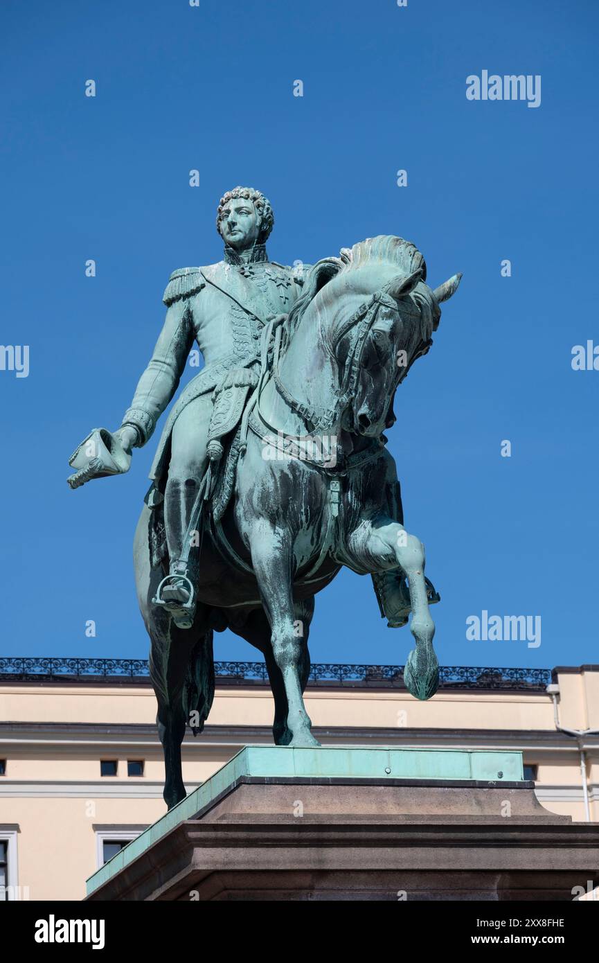 Norvège, Oslo, centre-ville, palais royal, statue du roi Karl Johan Banque D'Images