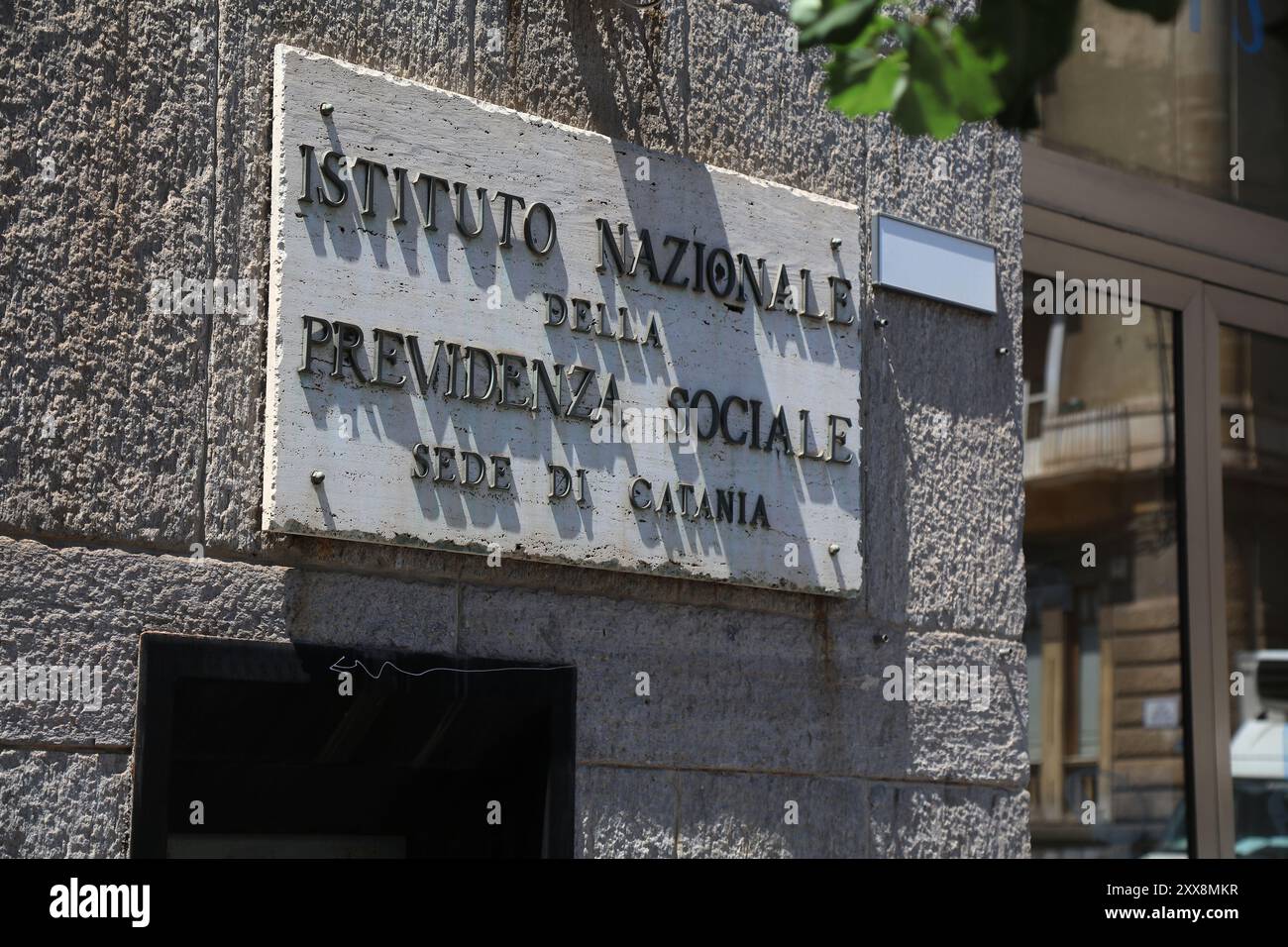 CATANE, ITALIE - 2 AOÛT 2024 : bâtiment INPS dans la ville de Catane sur l'île de Sicile, Italie. L'INPS est l'Institut national de la sécurité sociale (italien : I Banque D'Images