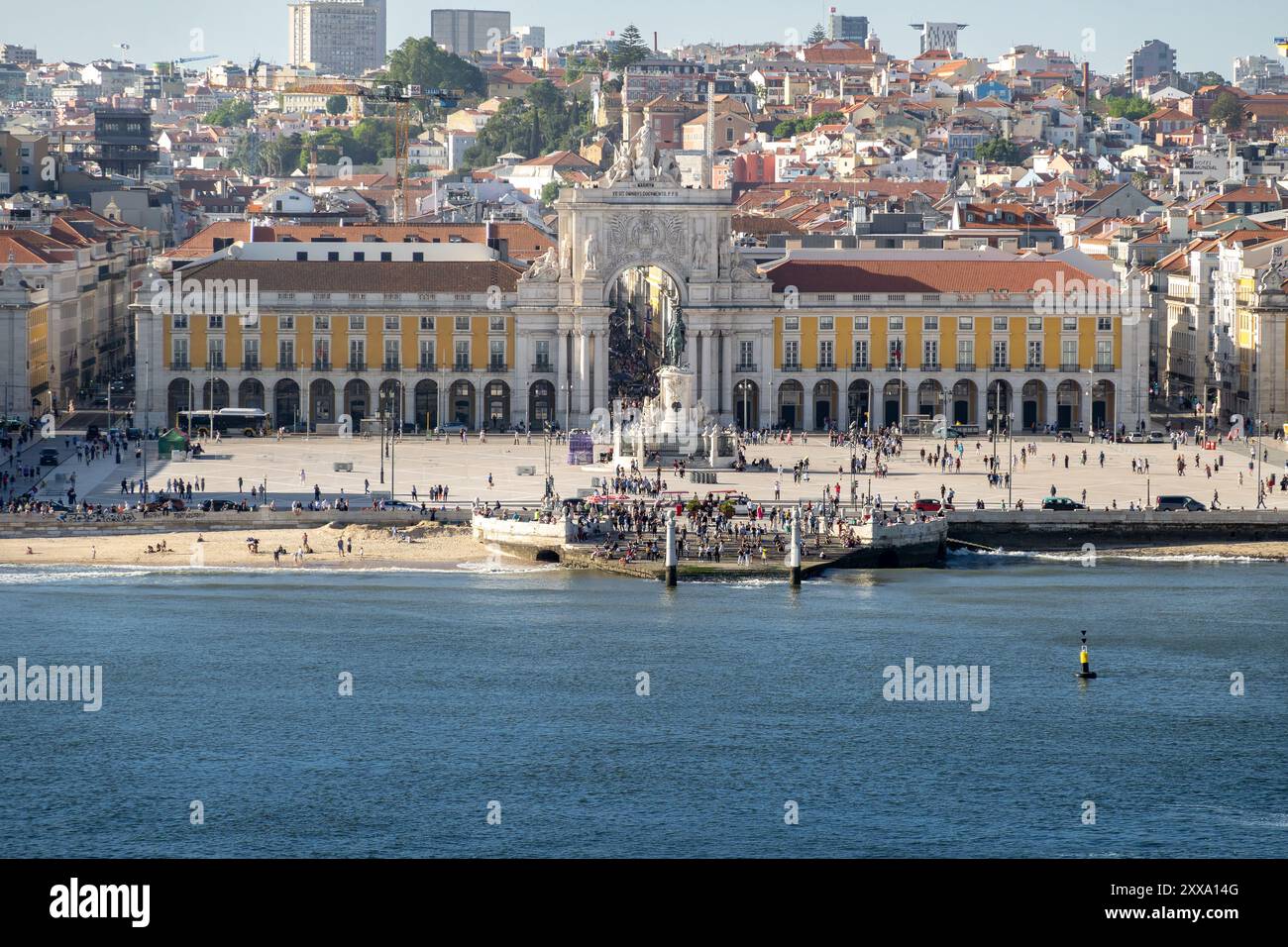 Vue aérienne de Praca do Comercio (Terreiro do Paco) commerce Plaza, dans le centre de Lisbonne Portugal, sur les rives du Tage, 16 avril 2924 Banque D'Images