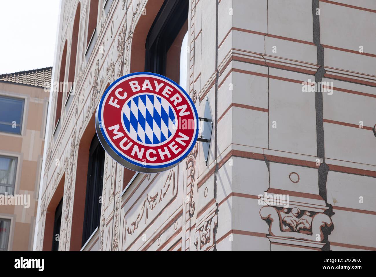 23 août 2024 - Munich, ALLEMAGNE : magasin du club de football FC Bayern München dans la ville de Munich, Allemagne. Banque D'Images