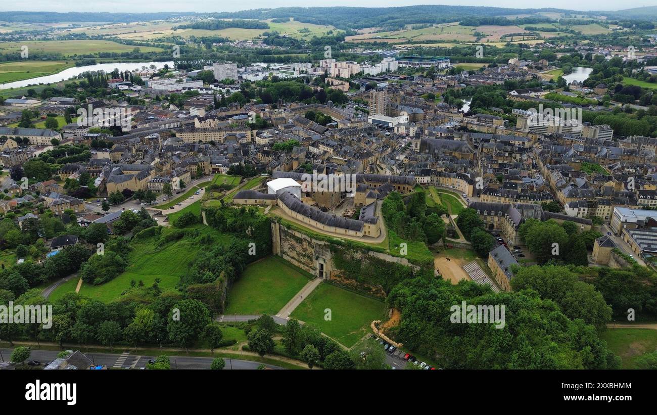 Chateau fort sedan Banque de photographies et d’images à haute ...