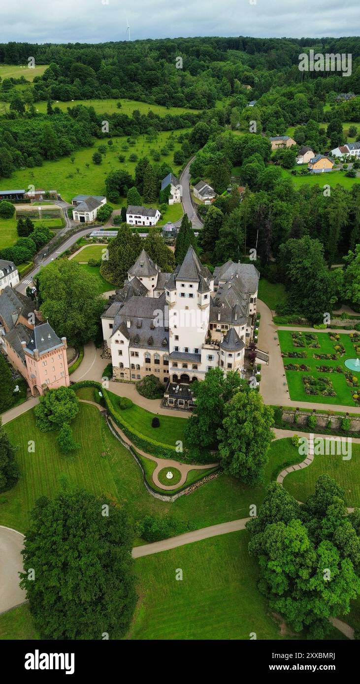 Drone photo Château de Colmar-Berg Luxembourg europe Banque D'Images