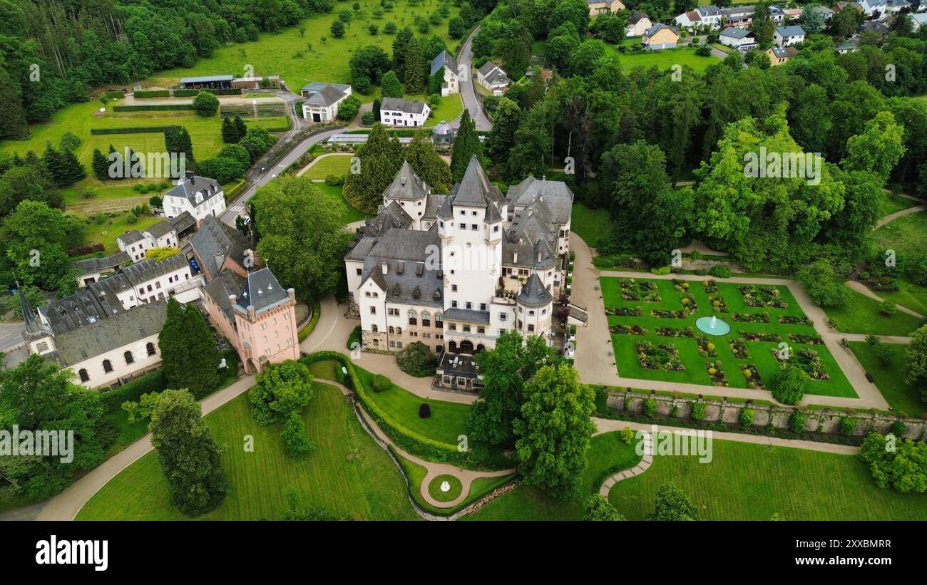 Drone photo Château de Colmar-Berg Luxembourg europe Banque D'Images