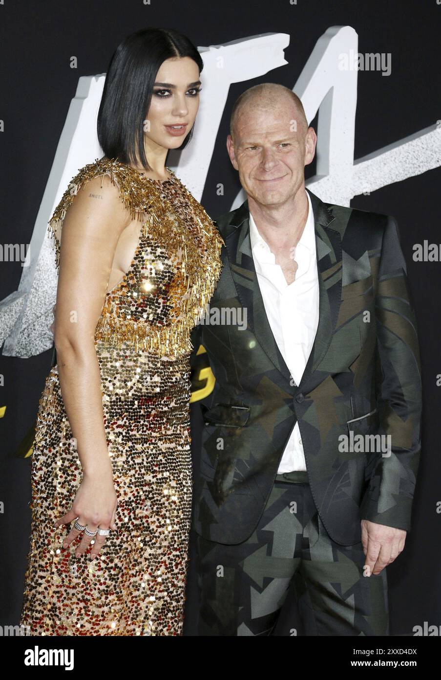 Dua Lipa et Tom Holkenborg au Los Angeles premiere de 'Alita : Bataille Angel' qui a eu lieu au Regency Village Theatre de Westwood, USA le 5 février 2 Banque D'Images