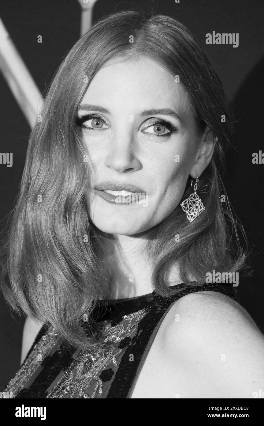 Jessica Chastain lors de la première à Los Angeles de 'The Huntsman : Winter's War' au Regency Village Theatre de Westwood, États-Unis, le 11 avril 2016 Banque D'Images