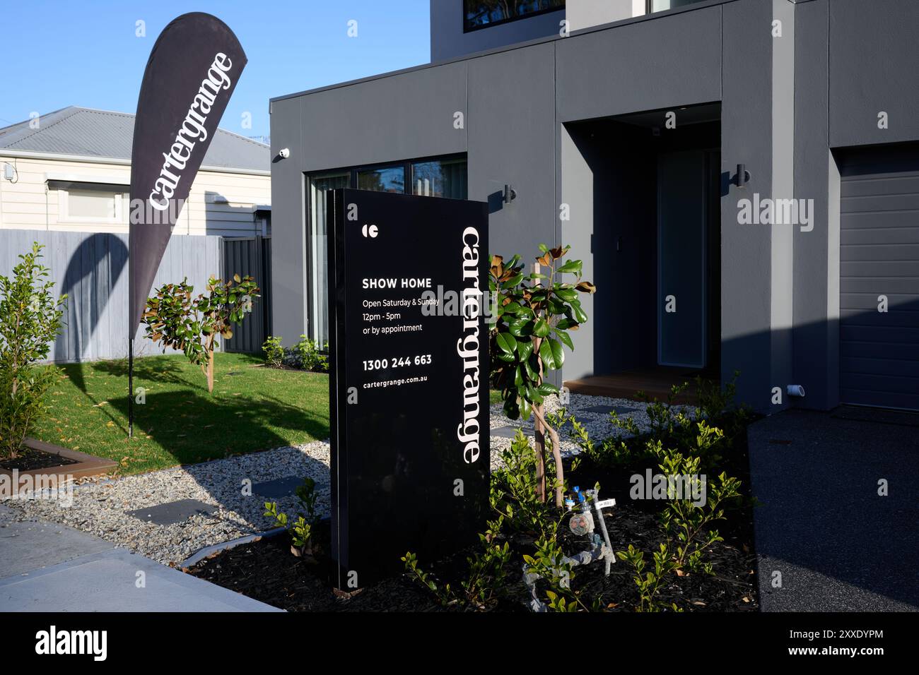 Signalisation à l'extérieur d'une nouvelle maison de spectacle carter Grange dans la banlieue de Melbourne, pendant une journée ensoleillée Banque D'Images