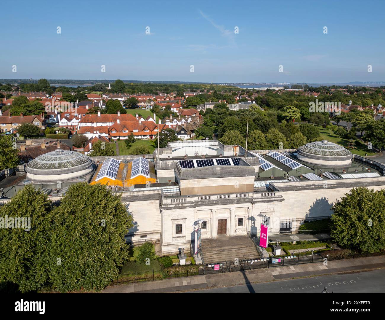 Vue aérienne de la galerie d'art Lady lever dans le village anglais de Port Sunlight, Wirral, Angleterre Banque D'Images