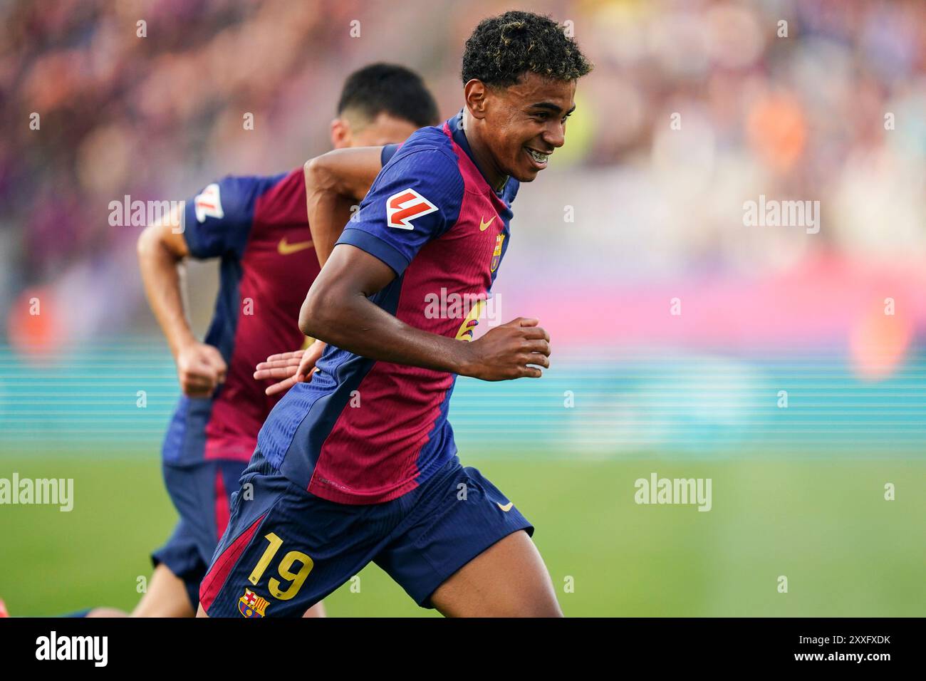 Lamine Yamal du FC Barcelone célèbre le 1-0 crédit : PRESSINPHOTO SPORT AGENCY/Alamy Live News Banque D'Images