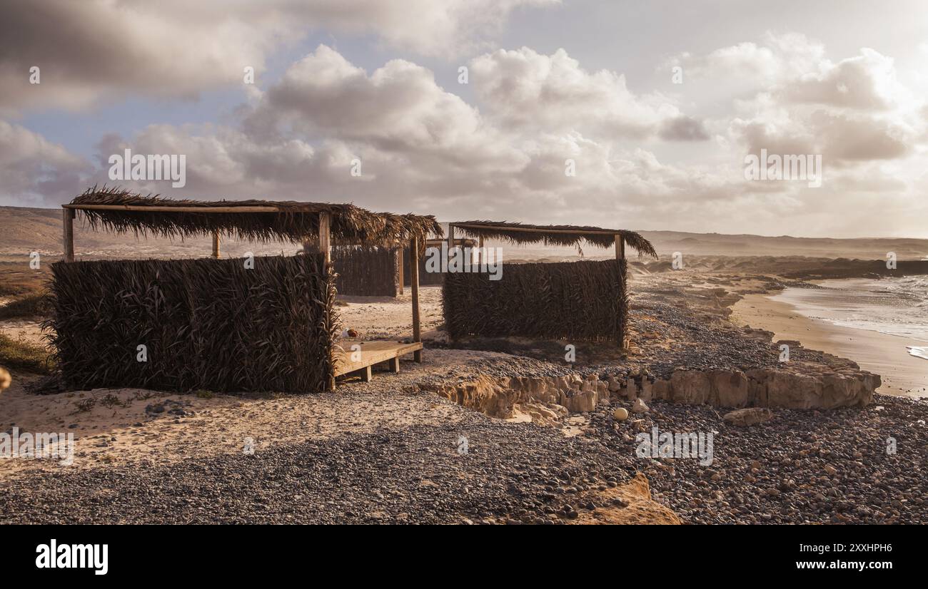 Petites cabanes sur la plage Banque D'Images