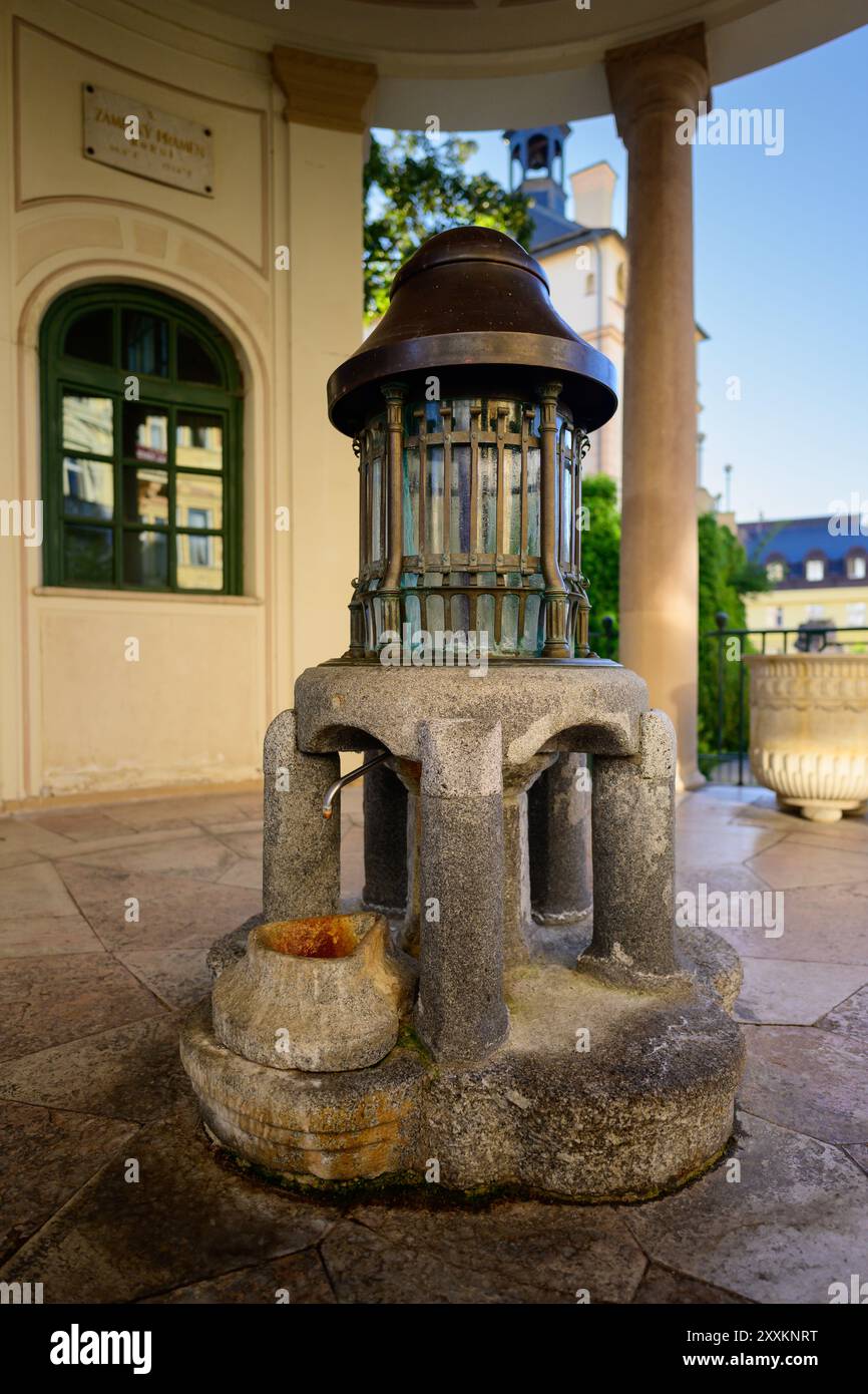 Upper Castle Spring Horni Zamecky Pramen à Carlsbad ou Karlovy Vary, République tchèque Banque D'Images