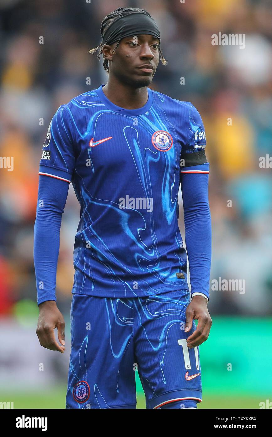 Noni Madueke de Chelsea lors du match de premier League Wolverhampton Wanderers vs Chelsea à Molineux, Wolverhampton, Royaume-Uni, 25 août 2024 (photo par Gareth Evans/News images) Banque D'Images