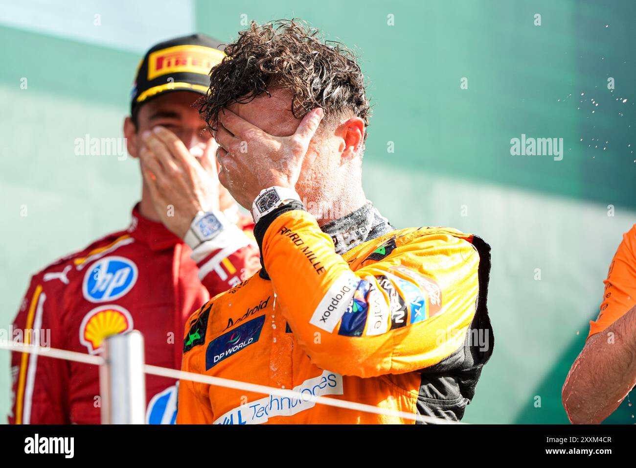 Zandvoort, pays-Bas. 25 août 2024. ZANDVOORT, PAYS-BAS - AOÛT 25 : Lando Norris de McLaren à la cérémonie du Trophée pendant F1 - Heineken GP néerlandais le 25 août 2024 à Zandvoort, pays-Bas. (Photo par Andre Weening/Orange Pictures) crédit : Orange pics BV/Alamy Live News Banque D'Images