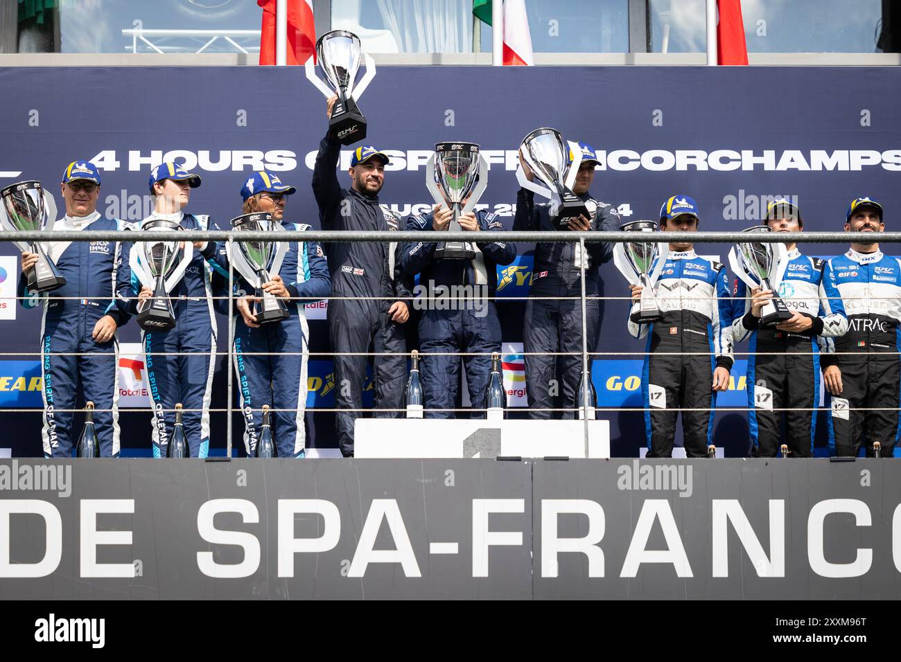 WOLFF Jacques (fra), FOUBERT Jean-Ludovic (fra), DOQUIN Antoine (fra), Racing Spirit of Leman, Ligier JS P320 - Nissan, portrait, BELL Matthew (gbr), ALI Adam (CAN), Eurointernational, Ligier JS P320 - Nissan, portrait, CRISTOVAO Miguel (PRT), OLTRAMARE Cedric (SWI), ESPIRITO SANTO Manuel (PRT), Cool Racing, Ligier JS P320 - Nissan, portrait sur le podium pendant les 4 heures d'Imola 2024, 4ème manche de la série européenne le Mans 2024 sur le circuit de Spa-Francorchamps du 23 au 25 août 2024 à Stavelot, Belgique Banque D'Images