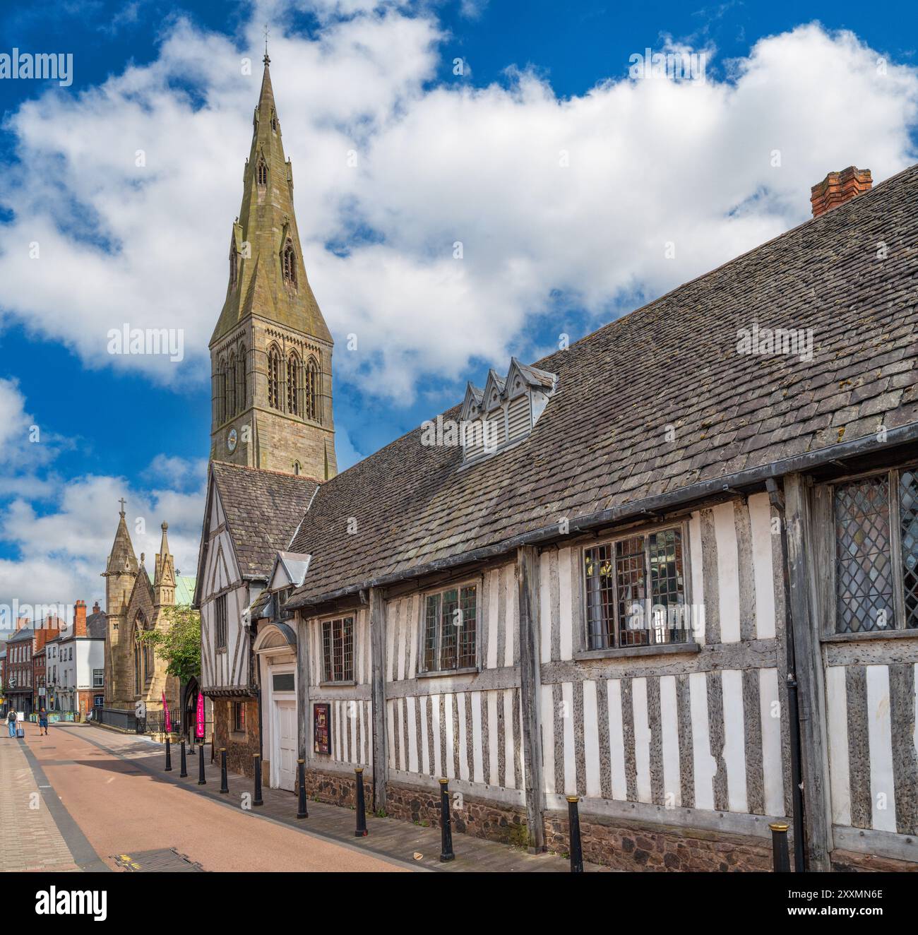 Leicester Cathedral and the Guildhall, Guildhall Lane, Leicester, Leicestershire, Angleterre, ROYAUME-UNI Banque D'Images