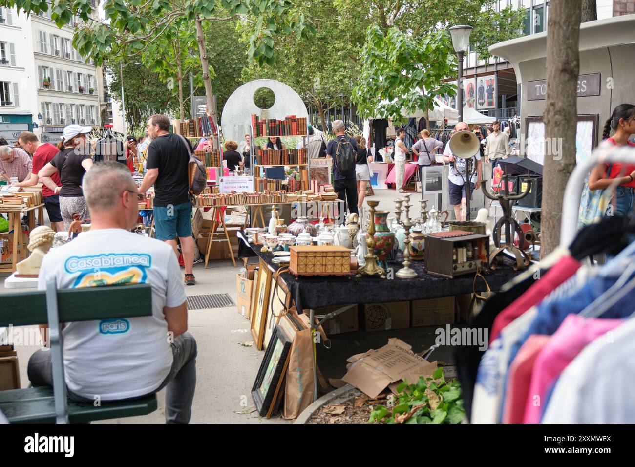 Le marché indésignable / marché aux puces dans le 5ème arrondissement, Paris Banque D'Images