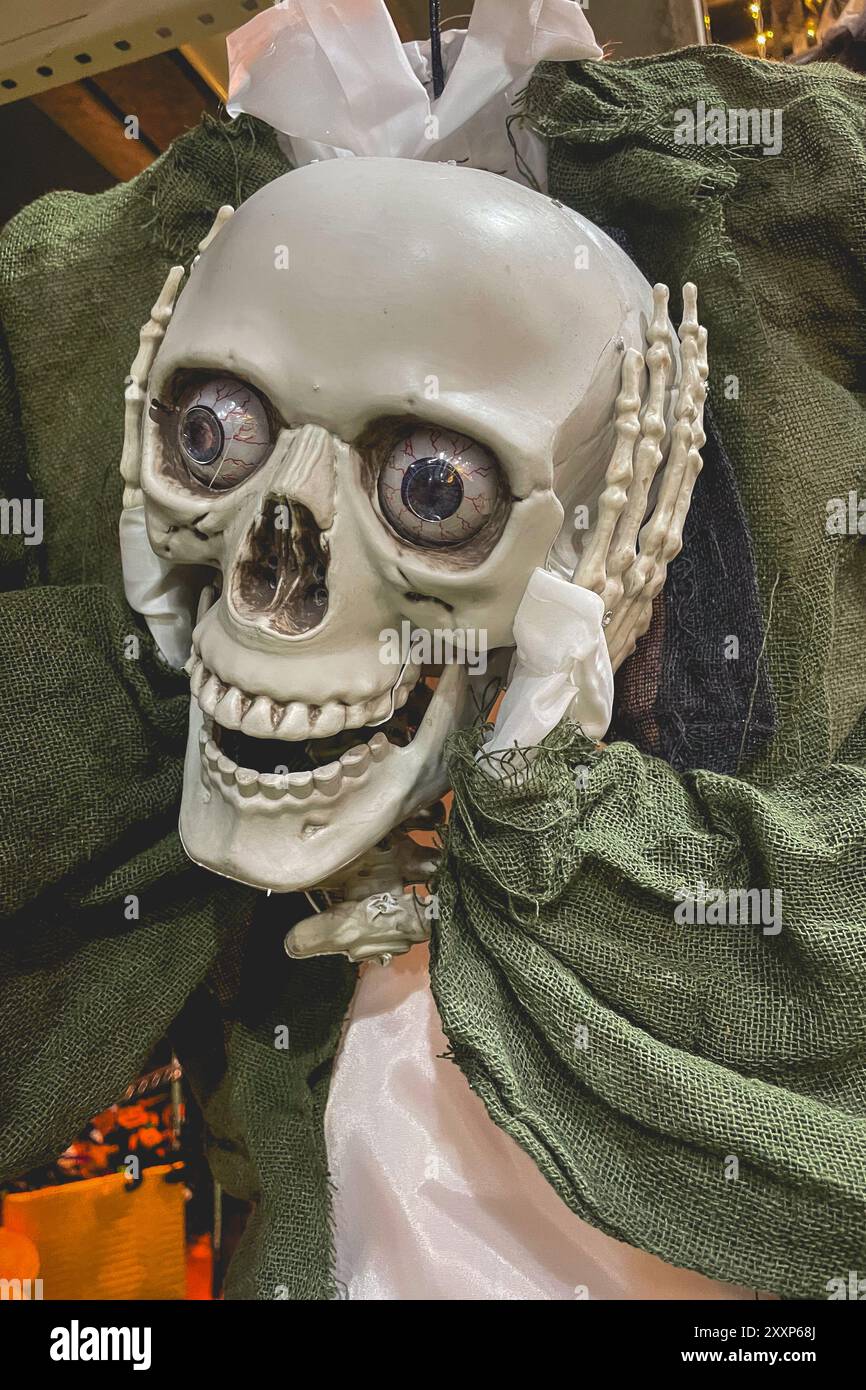 São Paulo Brésil, 26 août 2024. Vitrine avec décoration d'Halloween, dans un centre commercial à São Paulo. Banque D'Images