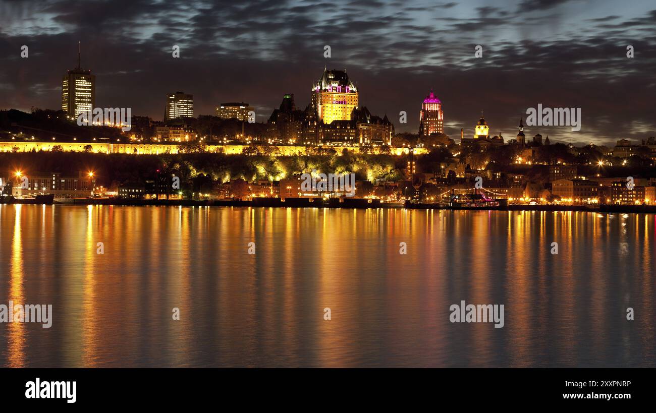 Québec la nuit Banque D'Images