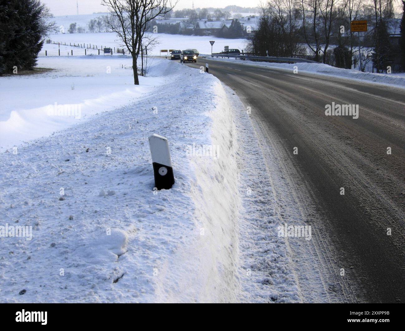 Bord de route en hiver Banque D'Images