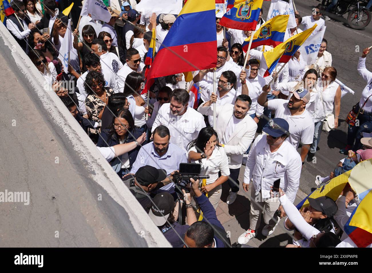 POL CNE BINOMY CREO TABACCHI SACAICELA Quito, 25 août 2024, le binôme présidentiel du mouvement politique Creo, Francesco Tabacchi et Blanca Sacaicela, a accepté la candidature au Conseil électoral national avec les candidats à l'Assemblée nationale et au Parlement andin QUITO PICHINCHA ECUADOR POL CNE BINOMY CREO TABACCHI SACAICELA fd9a9982fbf017f6a2d766c766cxIxRXIXIXIXIX Copyright Banque D'Images