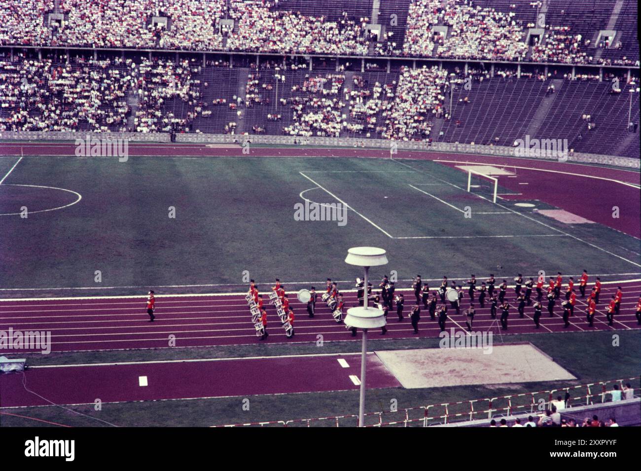 Olympiastadion GER, Berlin, Aufnahme CA. 1961, Olympiastadion, WM Qualfikation Europa, Gruppe 3, BRD und Nordirland, Fußball *** Olympiastadion GER, Berlin, photo CA 1961, Olympiastadion, World Cup qualification Europe, Groupe 3, RFA et Irlande du Nord, Football Banque D'Images