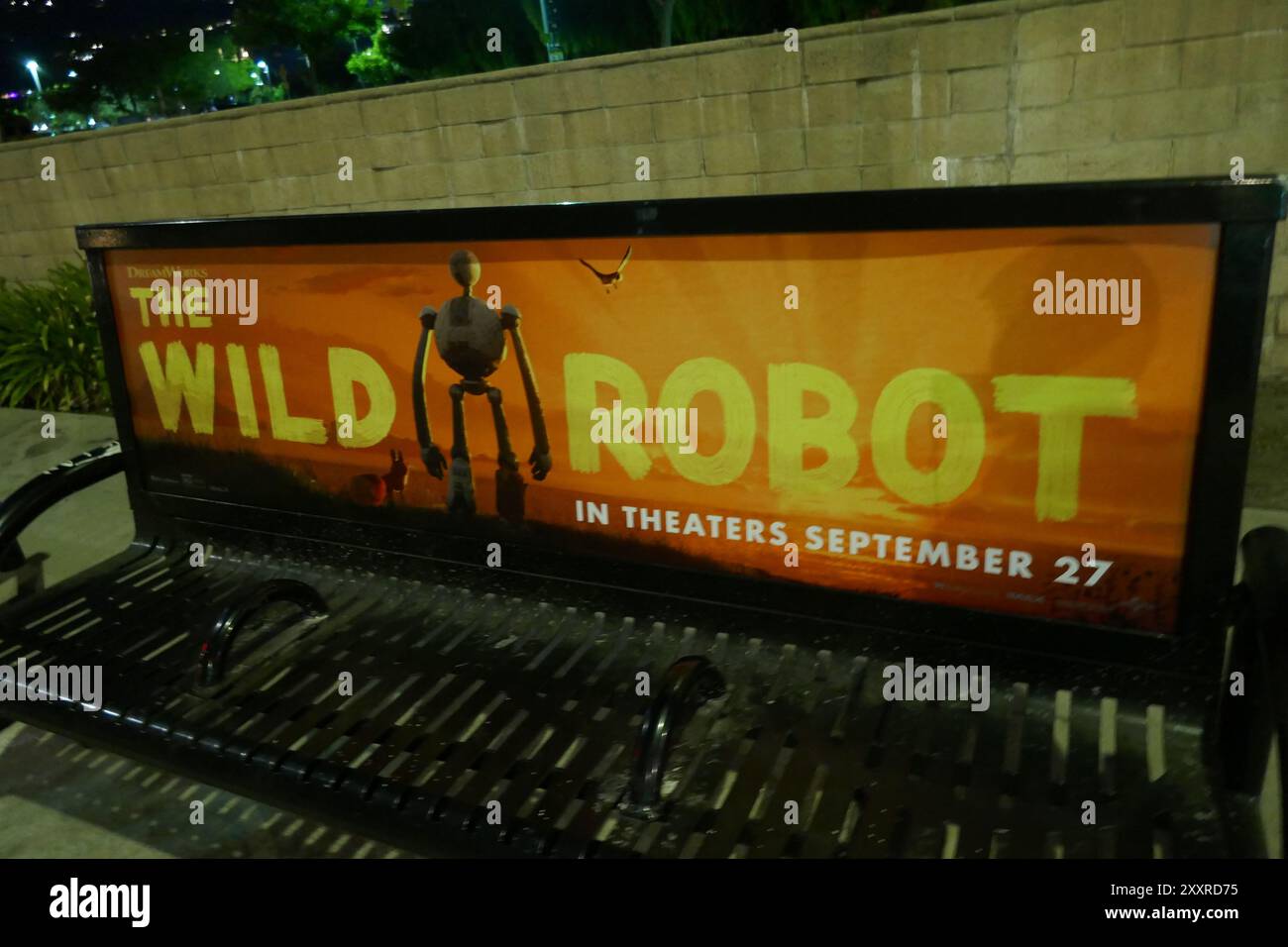 Los Angeles, Californie, USA 23 août 2024 le Wild robot bus Bench le 23 août 2024 à Los Angeles, Californie, USA. Photo de Barry King/Alamy Stock photo Banque D'Images