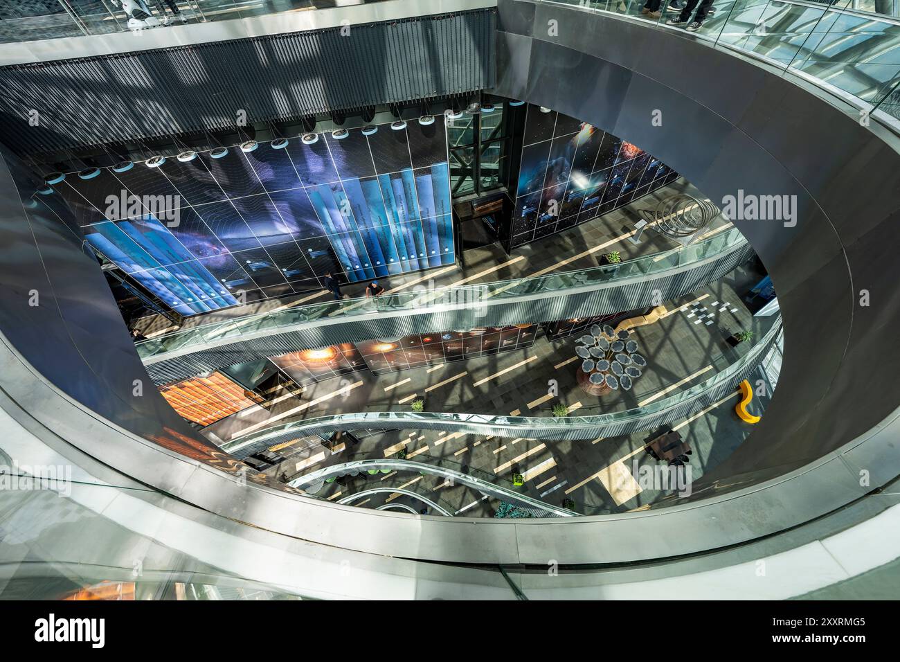 Astana, Kazakhstan - 23 août 2024 : intérieur de Nur Alem, Musée de l'énergie du futur construit pour l'Expo 2017 à Astana. Banque D'Images