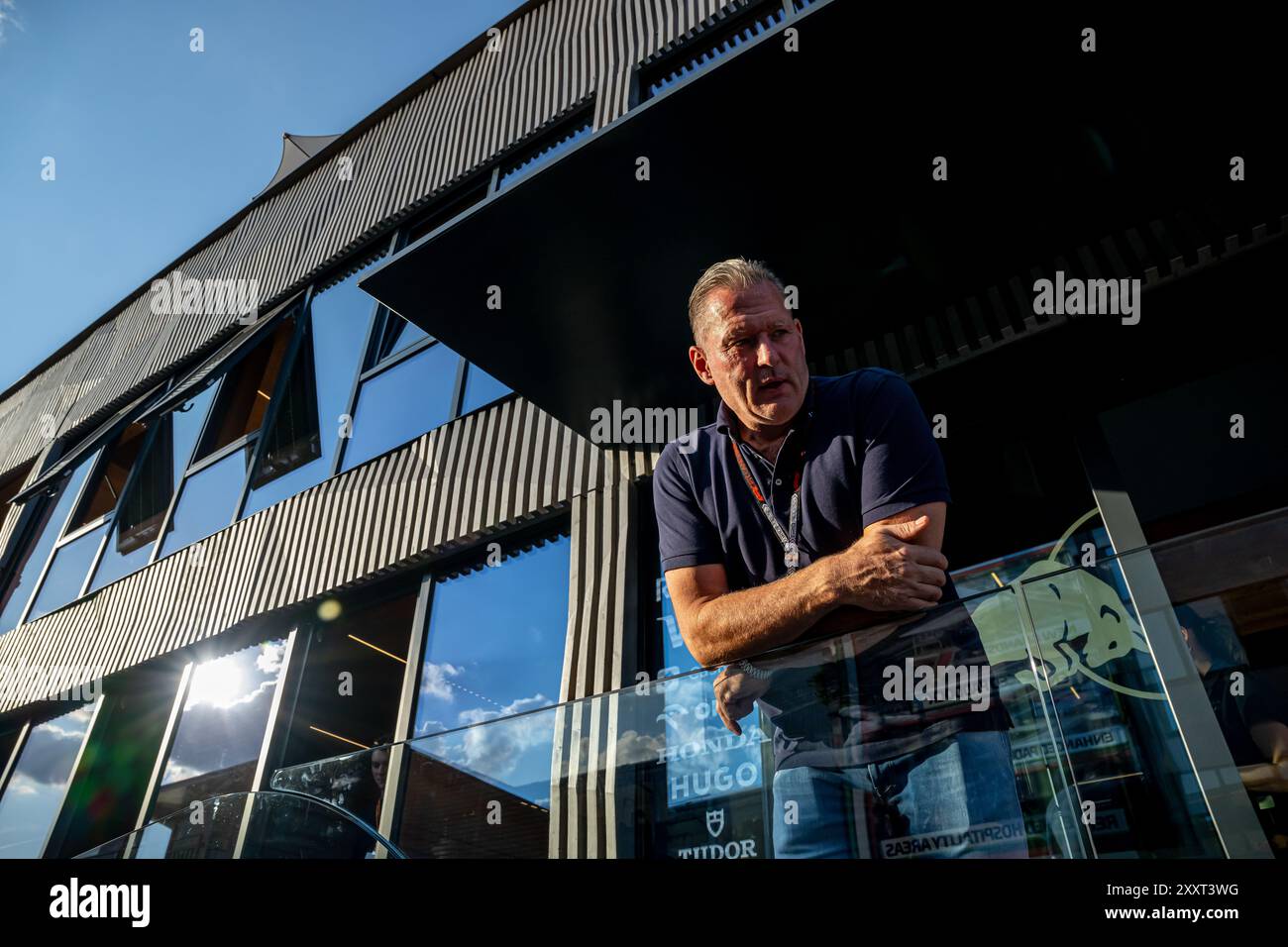 HUNGARORING, HONGRIE - 19 JUILLET : Jos Verstappen, le père de Max Verstappen, lors du Grand Prix de Hongrie à Hungaroring le vendredi 19 juillet 2024 à Mogyorod, Hongrie. (Photo de Michael Potts/BSR Agency) crédit : Orange pics BV/Alamy Live News Banque D'Images