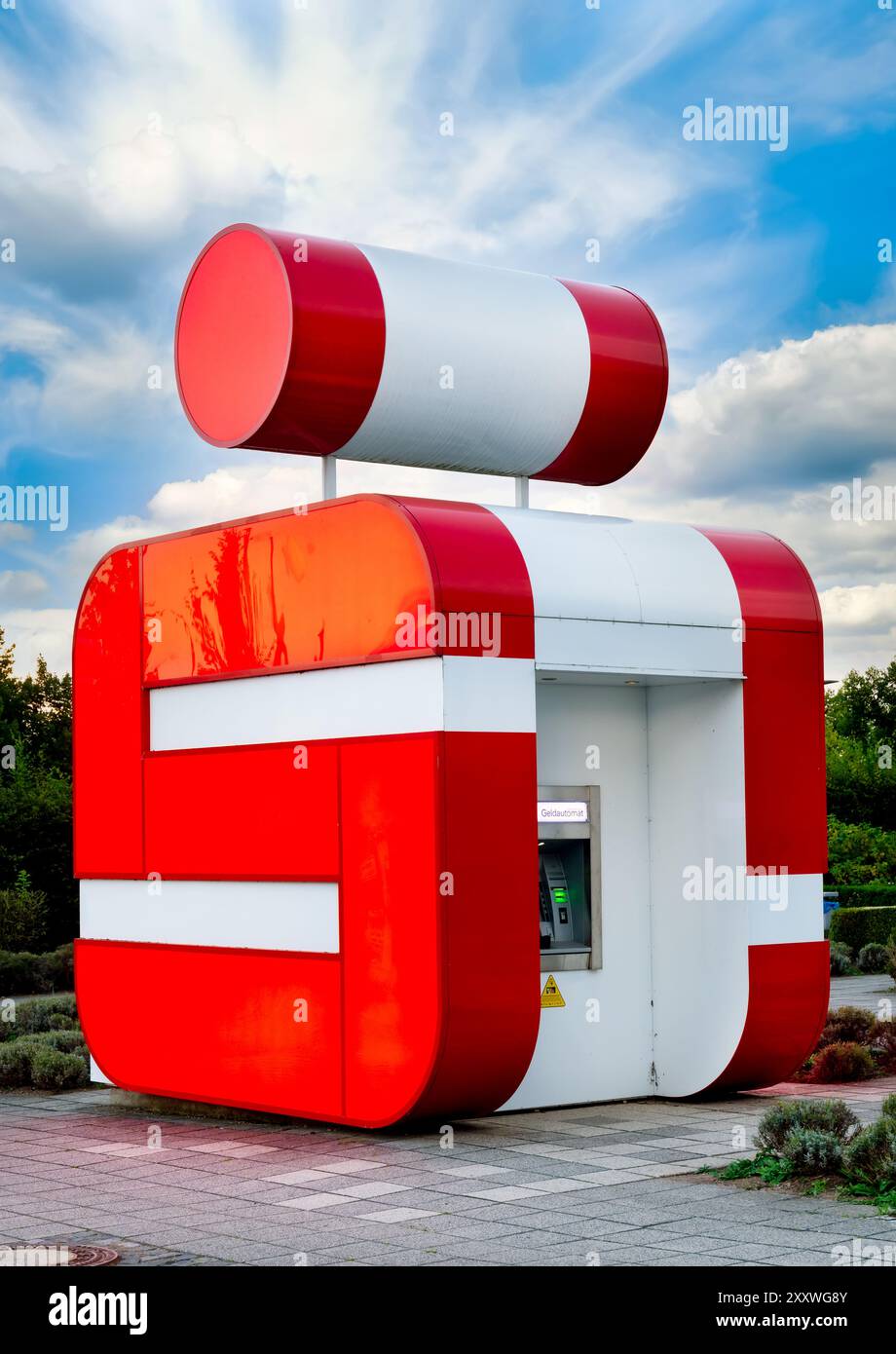 Guichet automatique Sparkasse près de l'entrée du parc des expositions d'Erfurt Banque D'Images